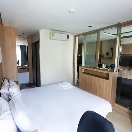 The Chezz By Patsamon Apartment Pattaya Exterior photo