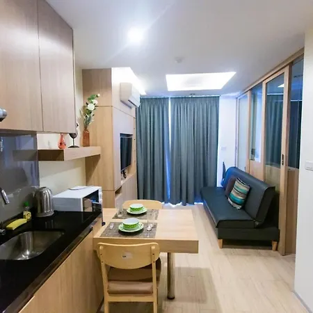 The Chezz By Patsamon Apartment Pattaya Exterior photo